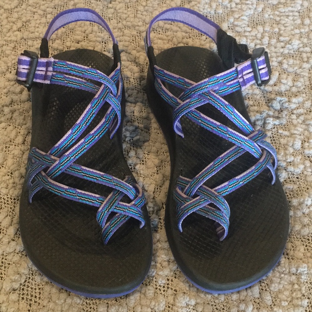 Women’s Chacos size 9